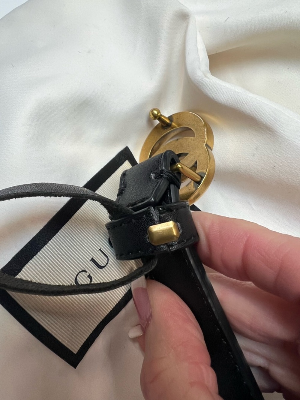 Gucci Black Leather Marmont Thin Belt with Brass Double G Buckle - Picture 6 of 15